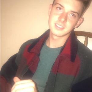 Meet your Posher, Dylan